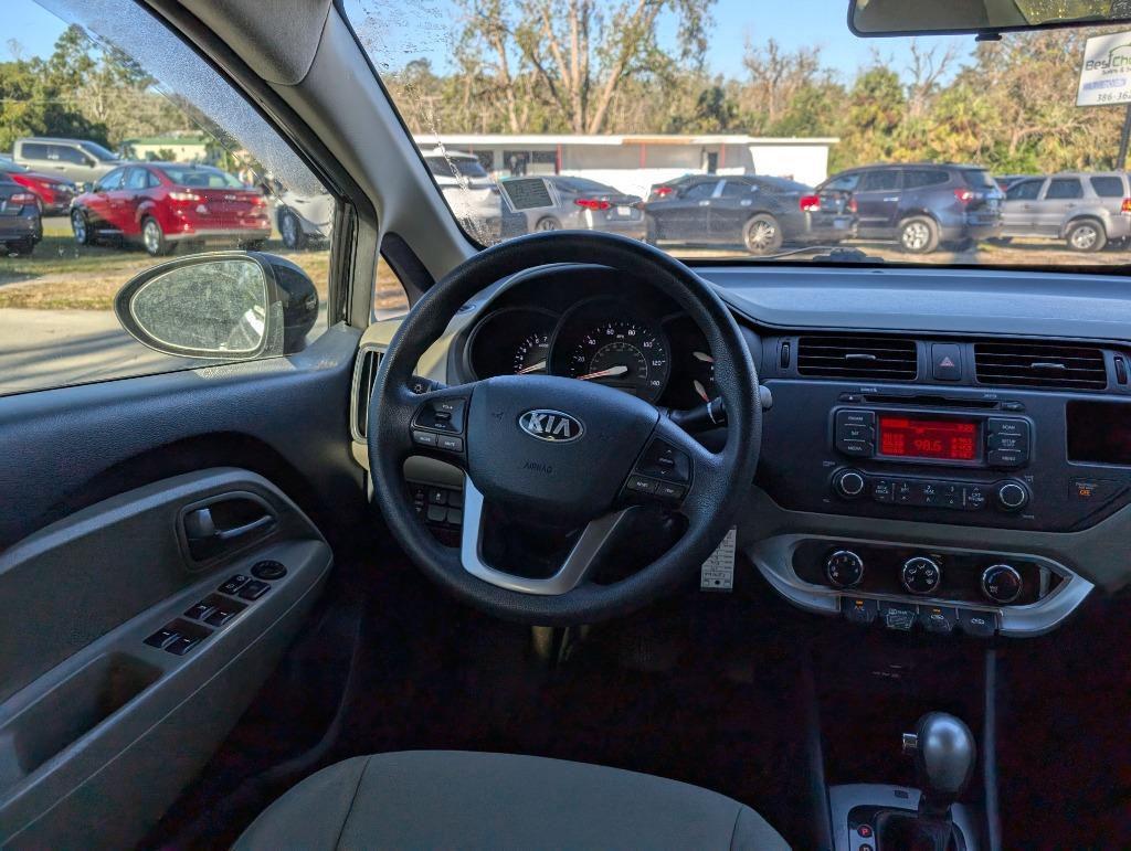 2015 Kia Rio LX photo 11