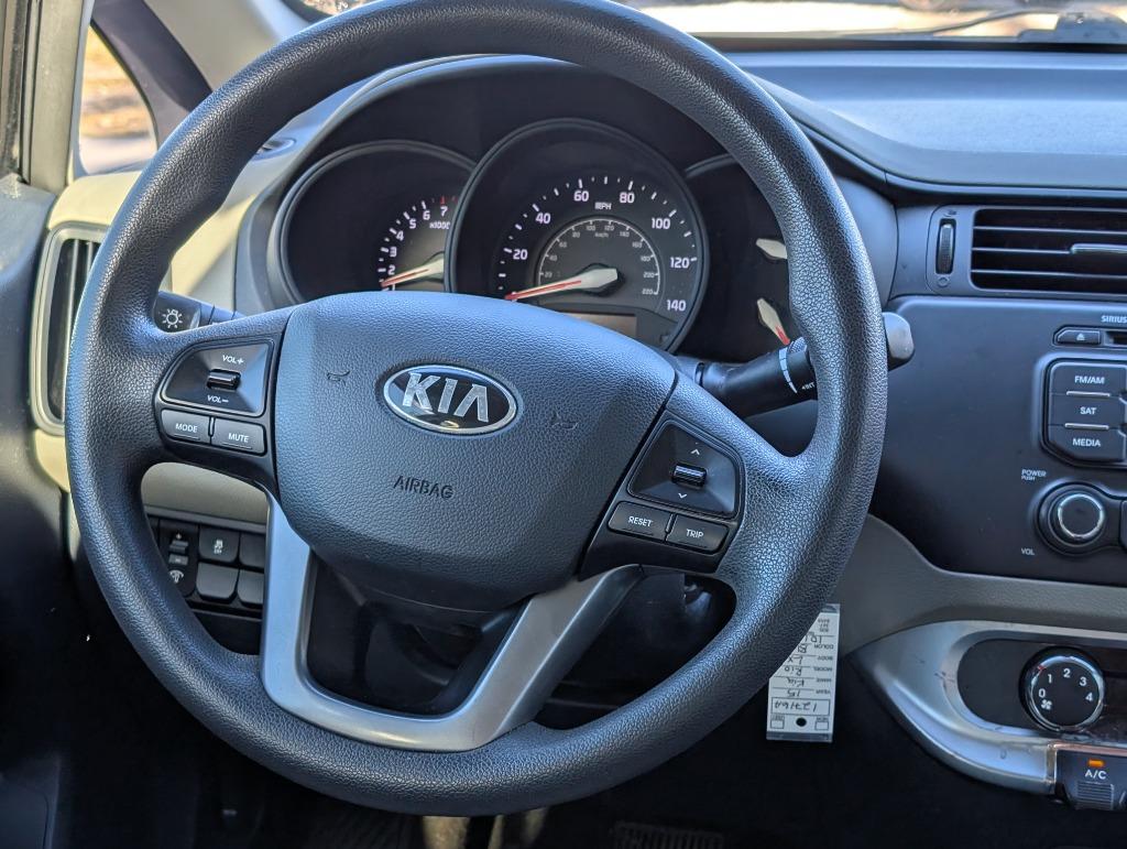 2015 Kia Rio LX photo 12