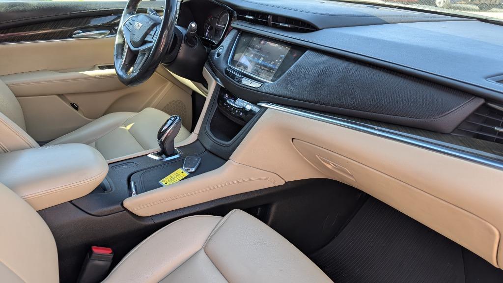 2017 Cadillac XT5 Base - Photo 12