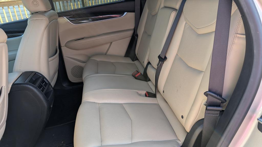 2017 Cadillac XT5 Base - Photo 8
