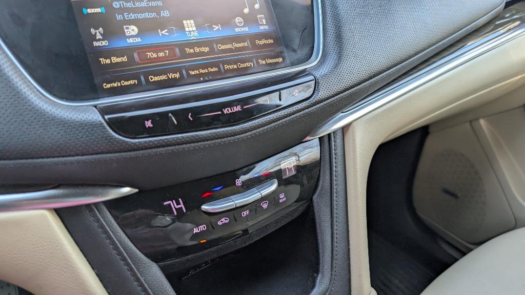 2017 Cadillac XT5 Base - Photo 31