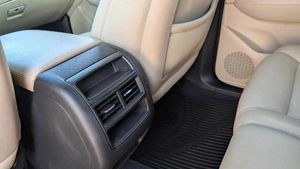 2017 Cadillac XT5 Base - Photo 10