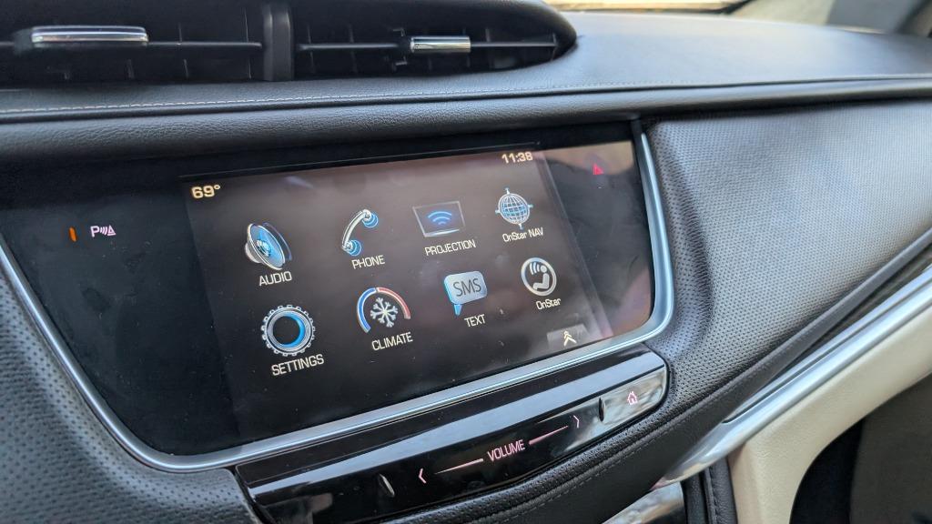 2017 Cadillac XT5 Base - Photo 39