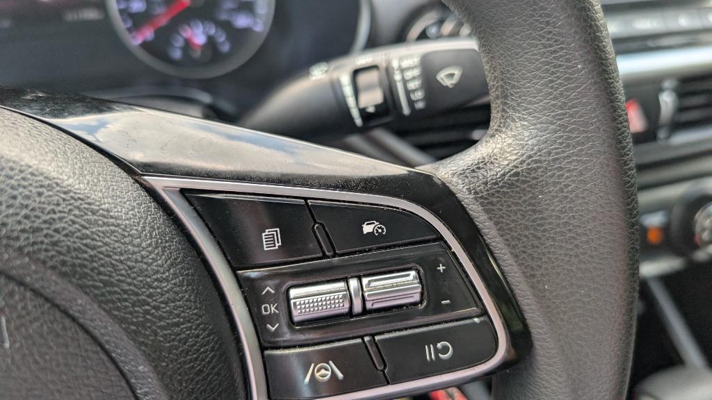 2022 Kia FORTE LXS - Photo 21