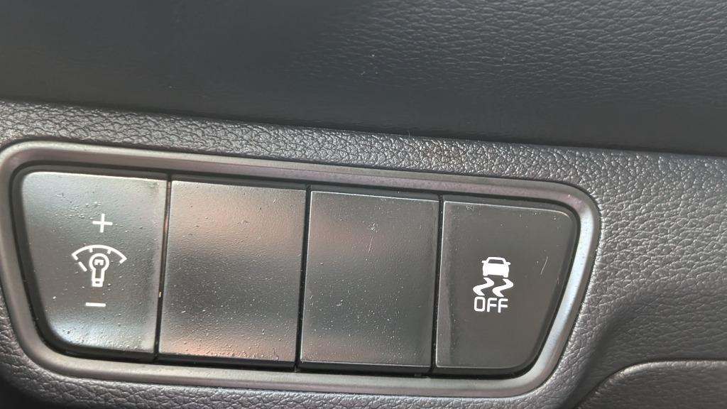 2022 Kia FORTE LXS - Photo 16