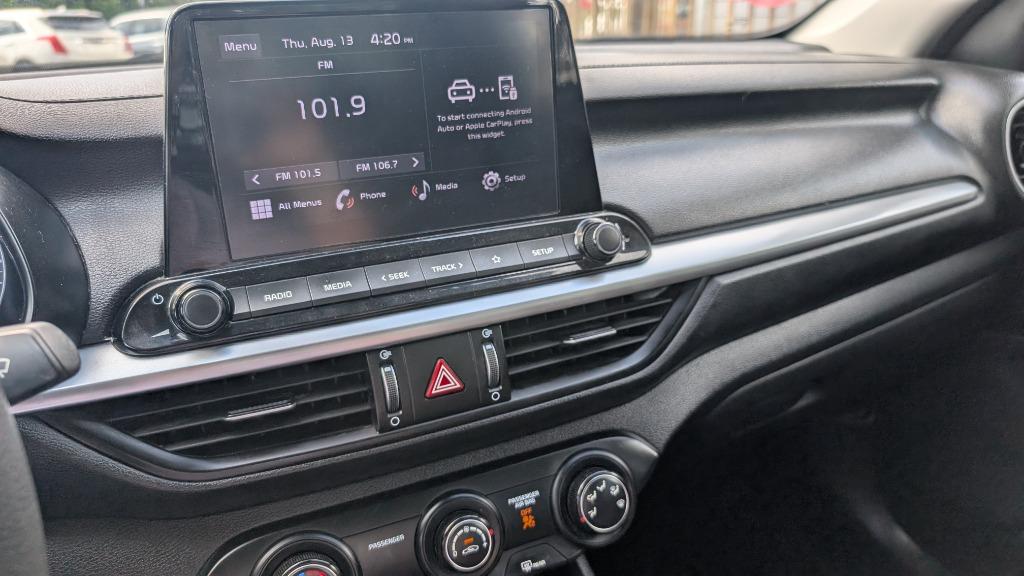 2022 Kia FORTE LXS - Photo 22